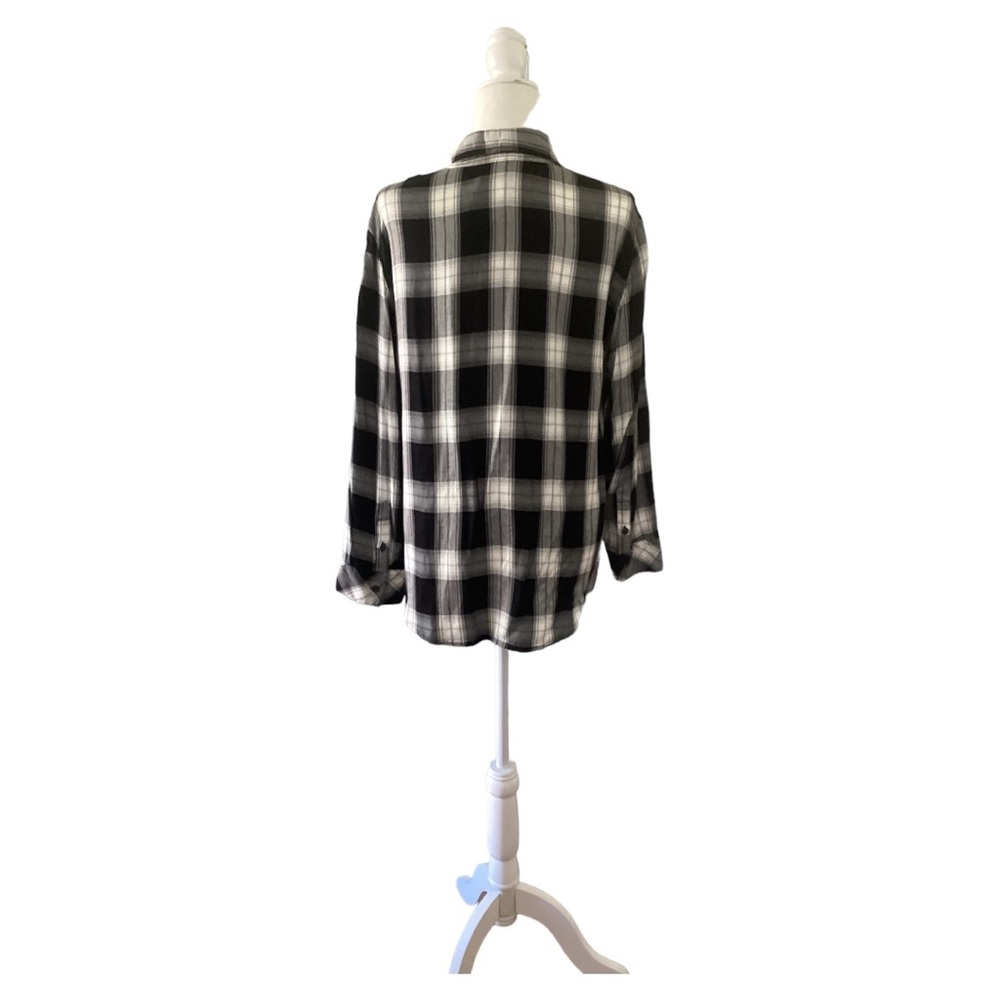 Sanctuary Button-Down Blouse Size Large. NWT-New with Taga - Picture 7 of 8